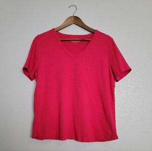 Vineyard Vines Hot Pink V-neck T-shirt
